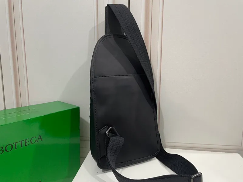 All categories 💚 Top version men’s bags 💚 BV 2024 new BV waist bag